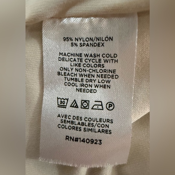 LOFT Versa 360 Knit Tank Bodysuit White Clay Cream Sleeveless Basics Size M - Picture 7 of 9